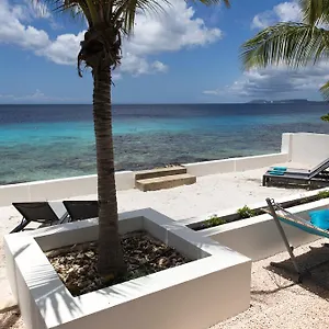  Apartment One Ocean Boutique & Bonaire